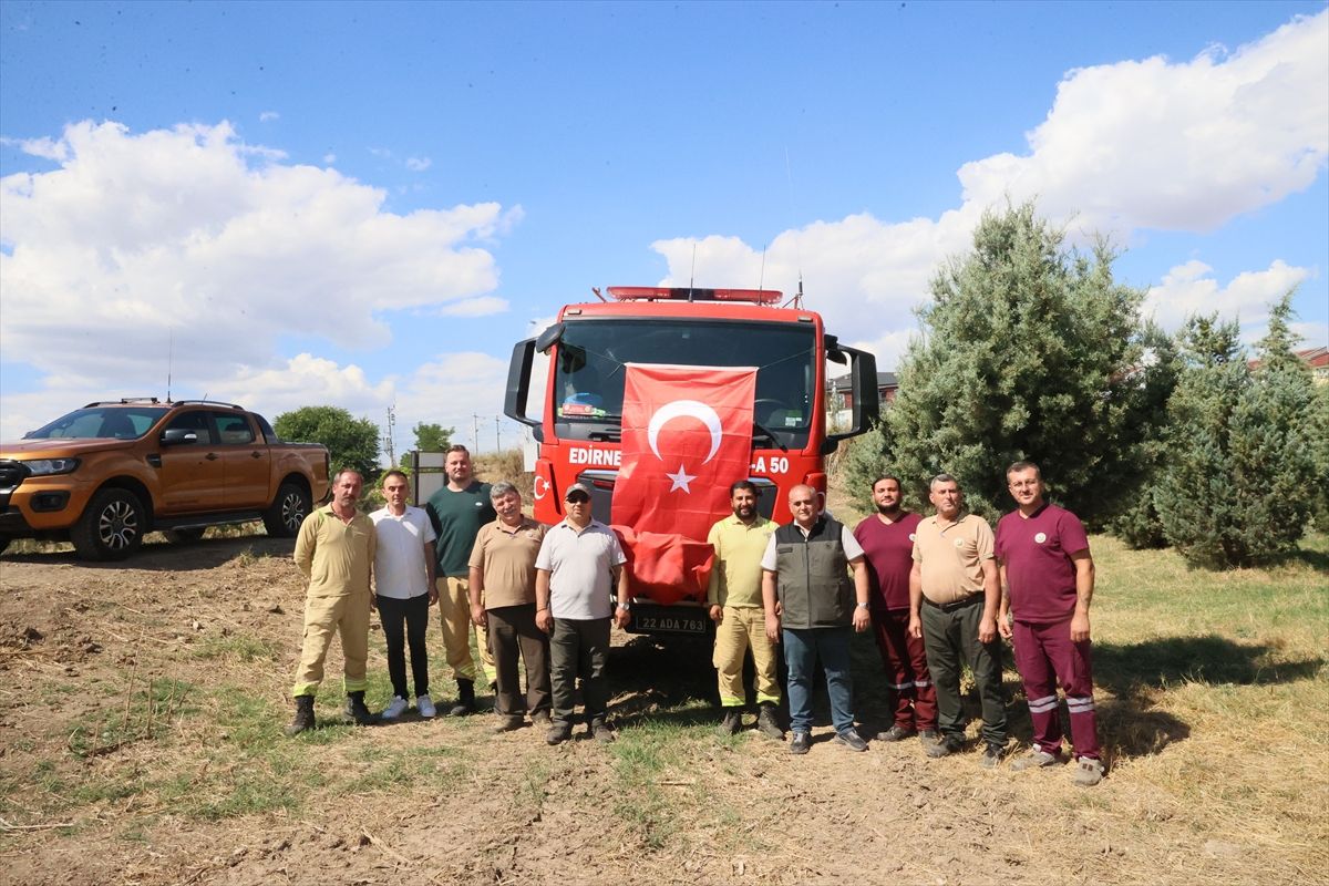 Edirne\'deki 15 Temmuz Hatıra Ormanı\'nda bakım çalışması
