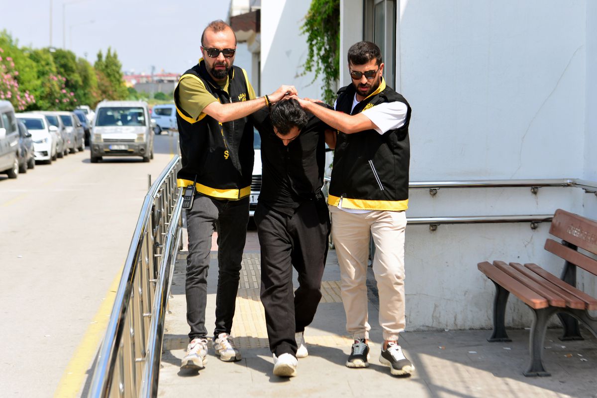 Adana\'da Kadın Cinayeti Girişimi