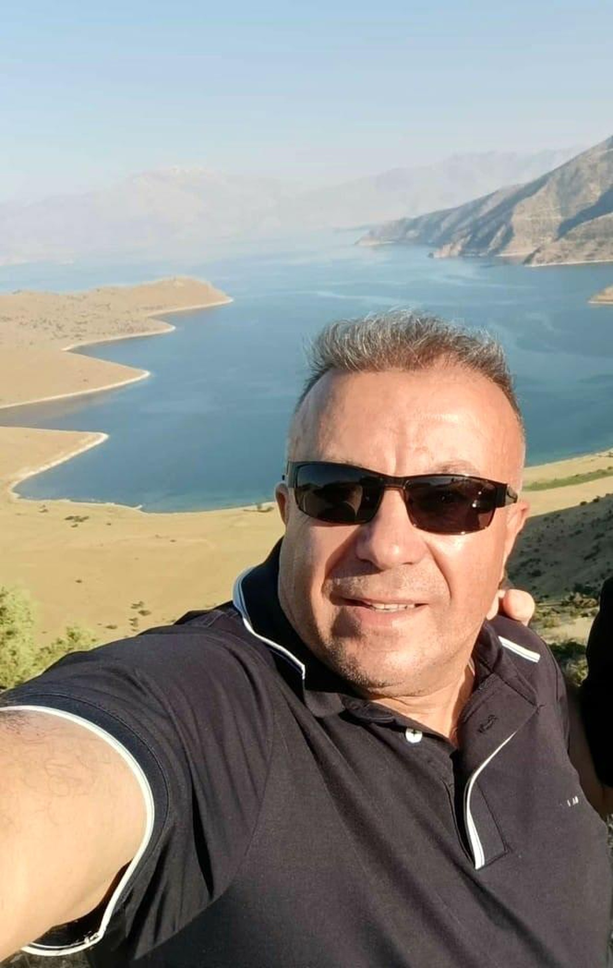 Bahçesaray\'da Çaya Düşen Adamın Cansız Bedeni Bulundu