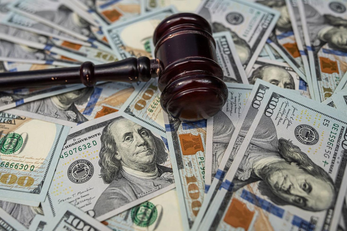 Türkiye\'ye 1,5 milyar dolarlık tazminat cezası! Bakan Bayraktar\'dan açıklama var