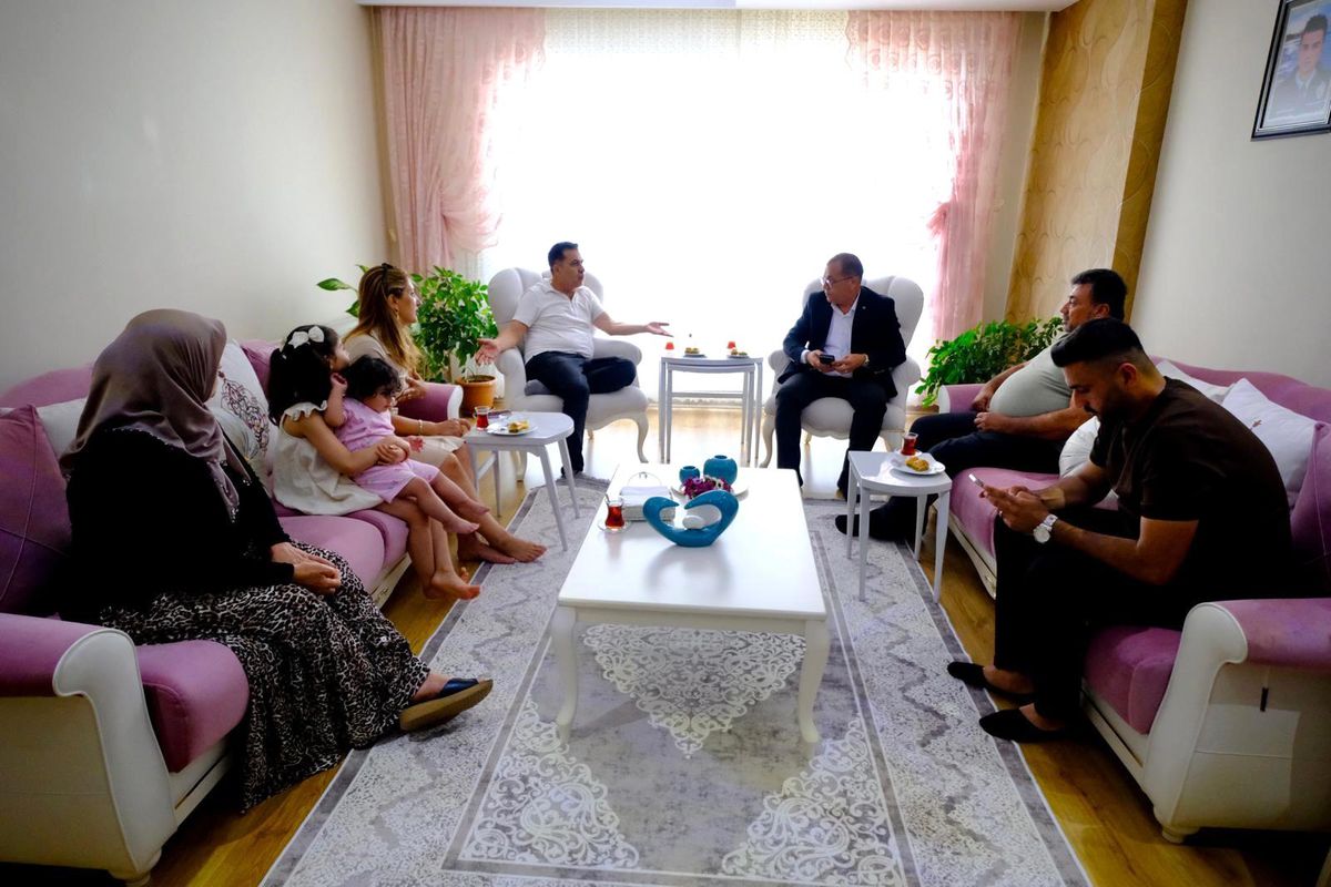 Başkan Dal, şehit ailesini ziyaret etti