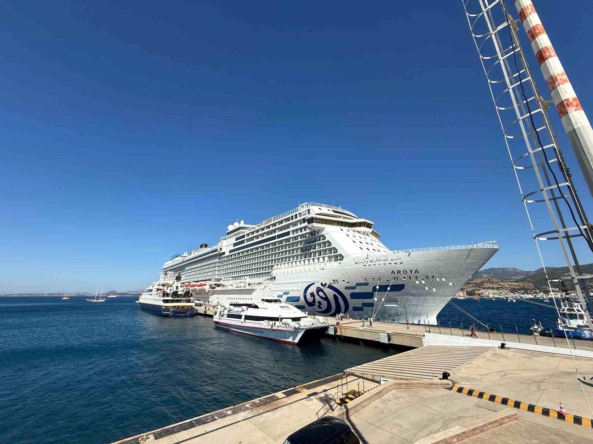 Bodrum\'a Kruvaziyer Akını