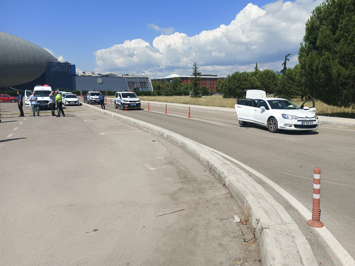Bursa\'da Boşanma Davası Tartışması Silahlı Kavgaya Dönüştü