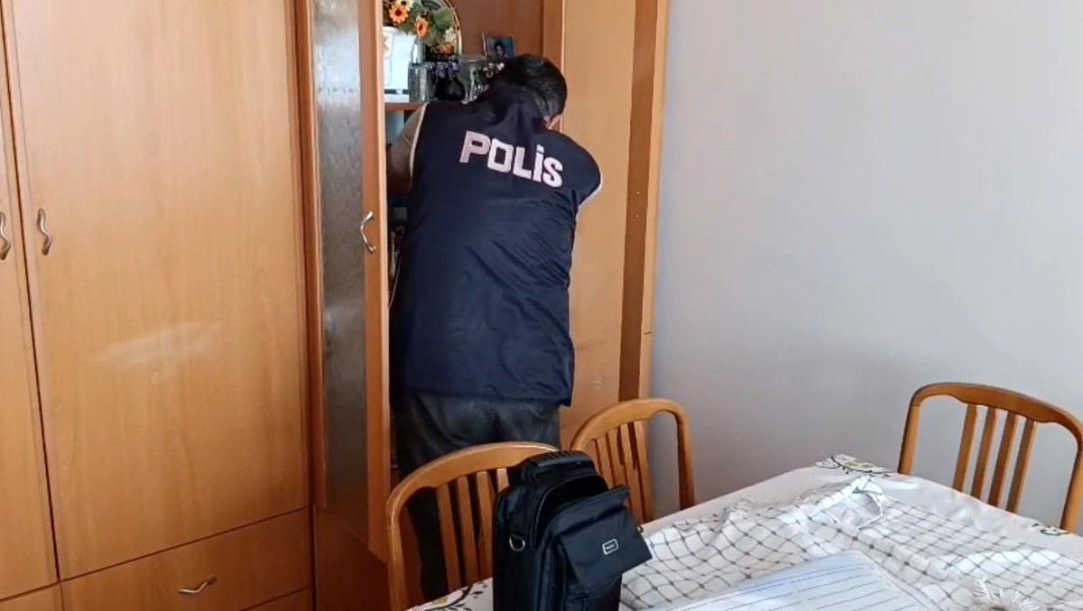 FETÖ/PDY\'ye Operasyon: 21 Gözaltı