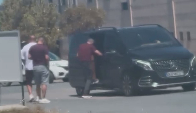 Haluk Levent'in gözaltına alınmadan önceki görüntüsü