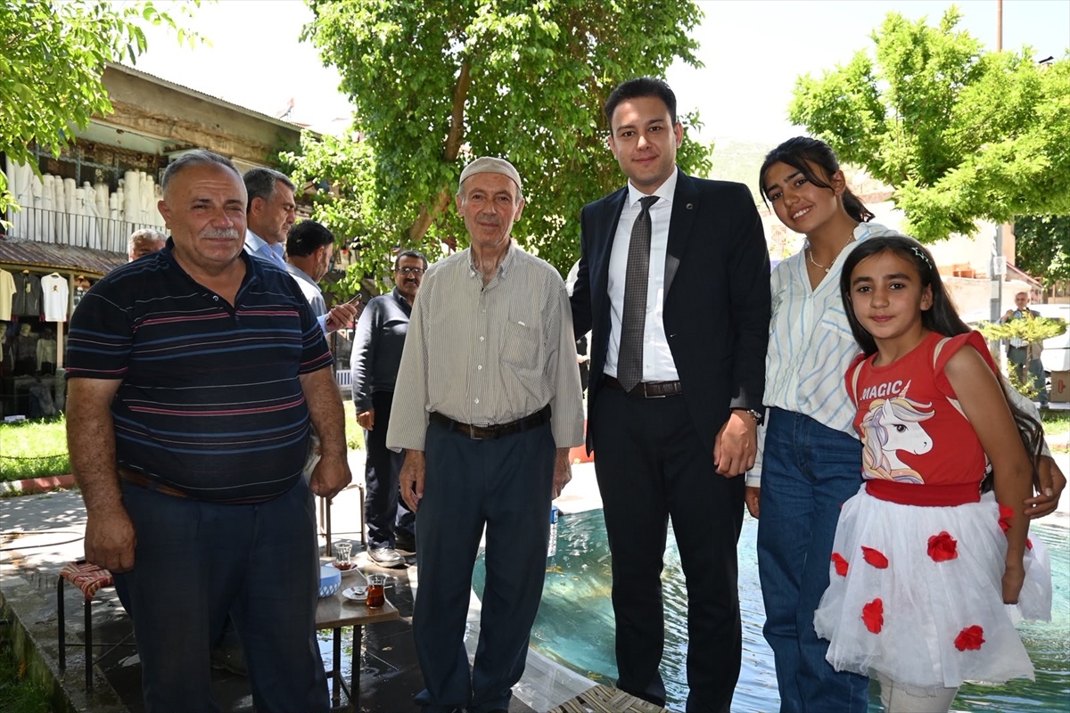 Kaymakam Öztürk Esnafı Ziyaret Etti