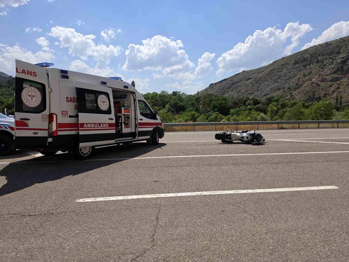 İspir\'de motosiklet kazası: 1 yaralı