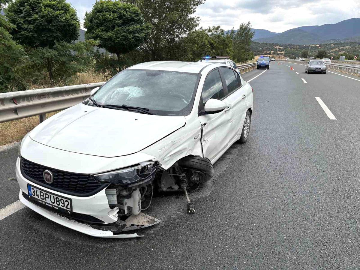 Tosya\'da İki Trafik Kazası: 5 Yaralı