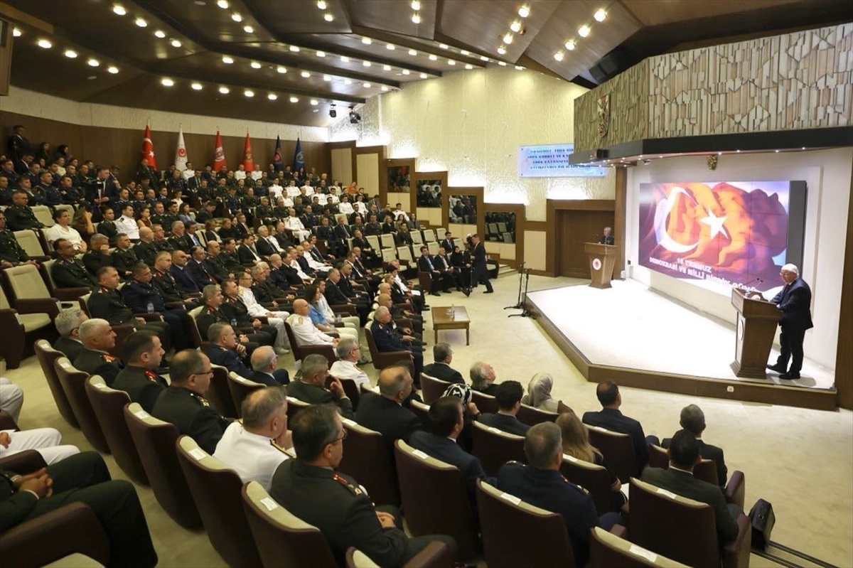 Milli Savunma Bakanlığında 15 Temmuz Demokrasi ve Milli Birlik Günü dolayısıyla tören düzenlendi