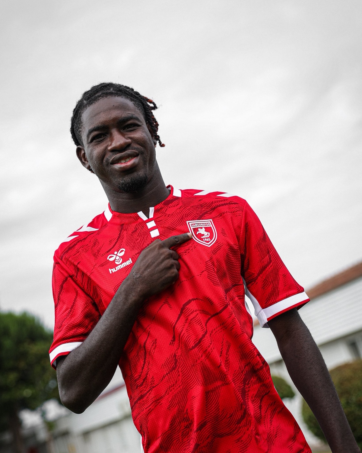 Samsunspor Diabate ile Anlaştı