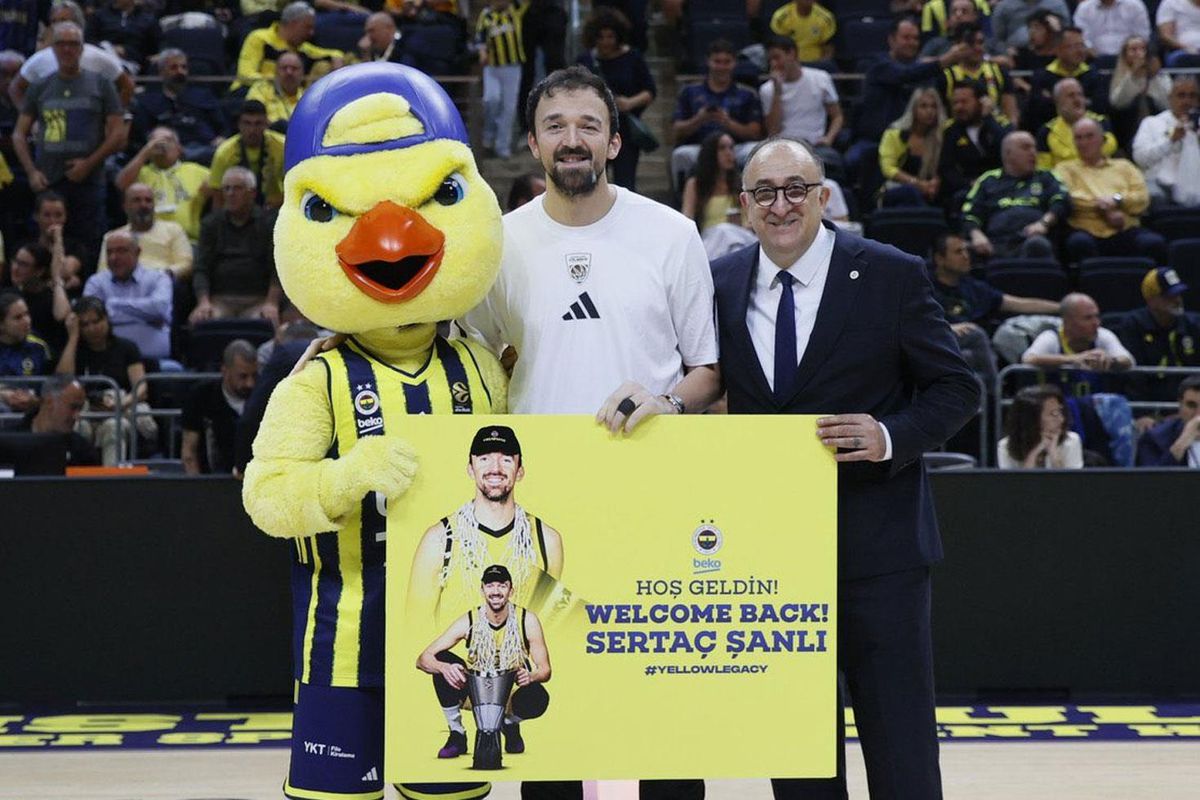 Sertaç Şanlı, Fenerbahçe\'ye geri döndü