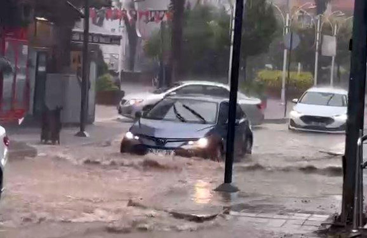 Türkeli\'de Kuvvetli Sağanak Yağış Etkili