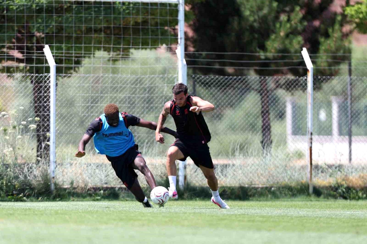 Sivasspor, Yeni Sezon Hazırlıklarına Devam Ediyor