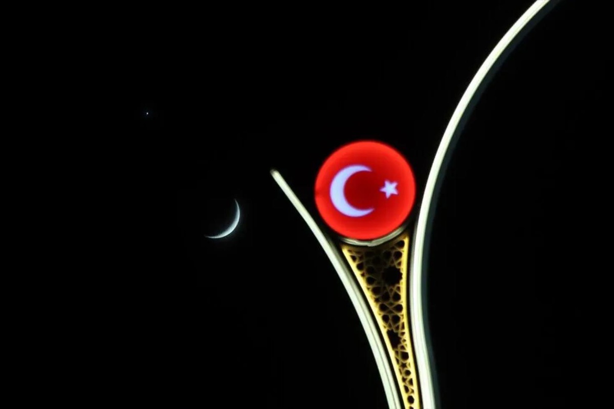 Gökyüzünde görsel şölen: Venüs ve Hilal buluşacak