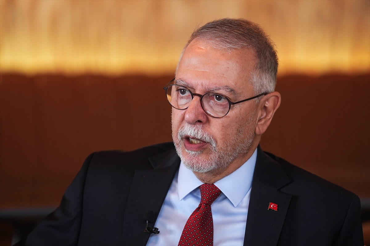 Eski Washington Büyükelçisi Kılıç: Obama darbe gecesi durum odasındaydı