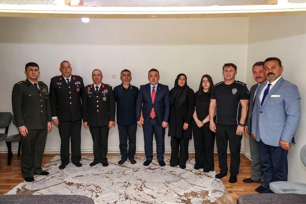 Bilecik\'te Şehit Ailesine Ziyaret