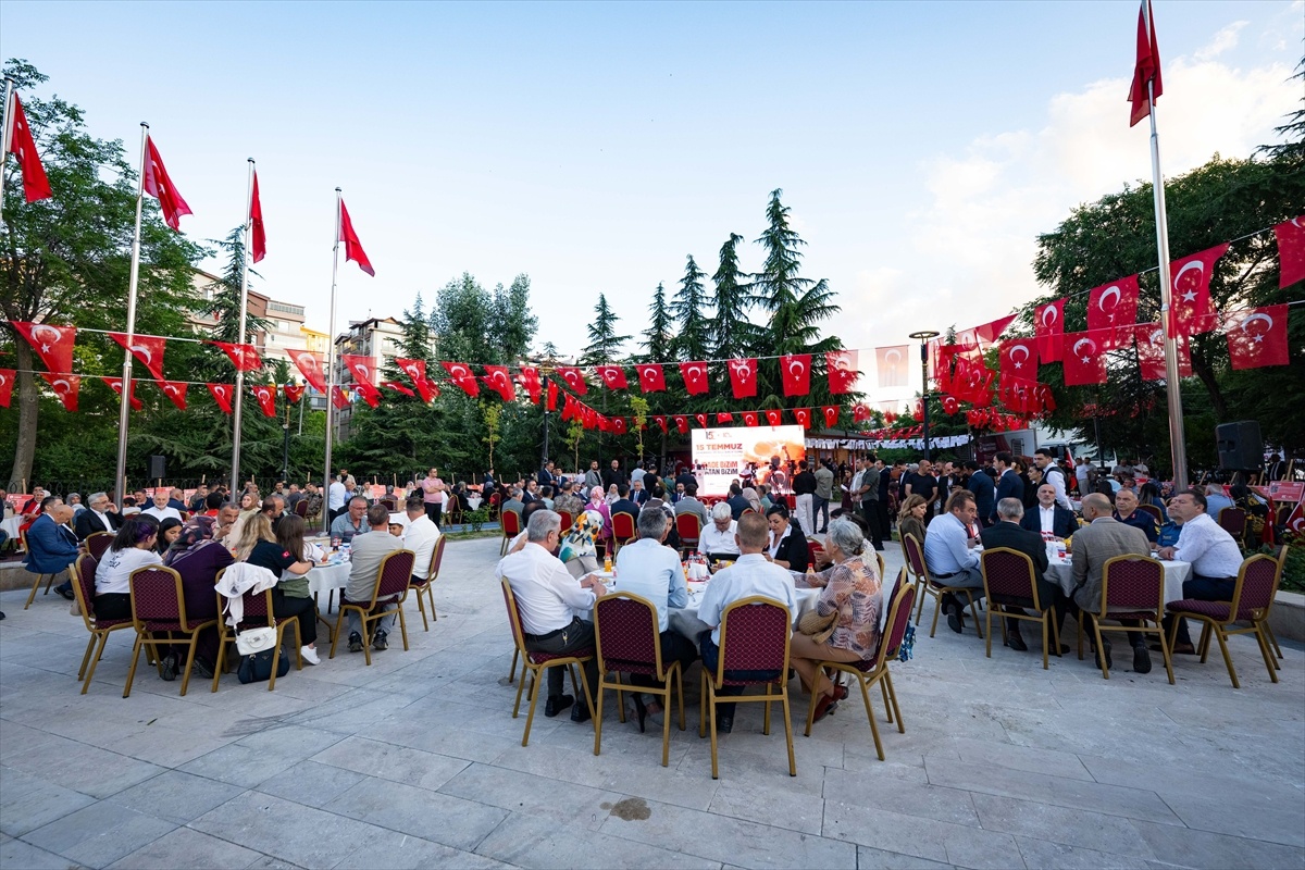 15 Temmuz Anma Programı: Şehitler ve Gaziler Onurlandırıldı