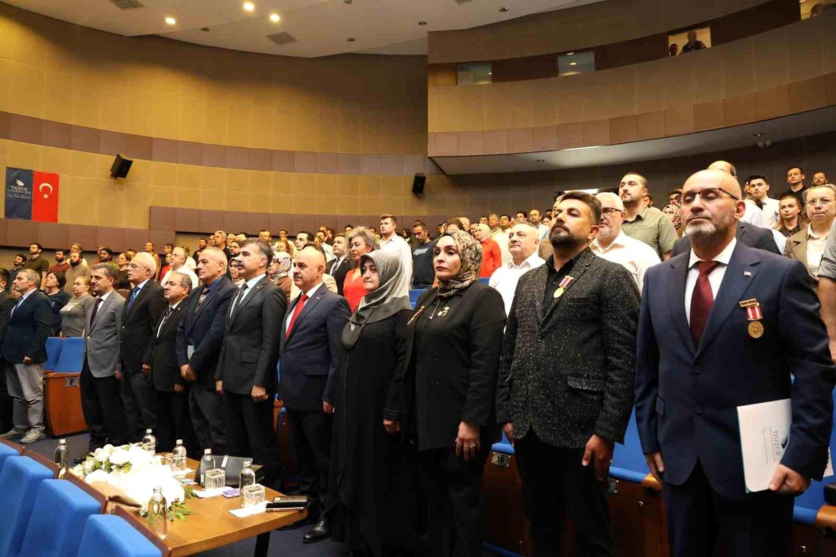 Düzce Üniversitesi\'nde 15 Temmuz Paneli