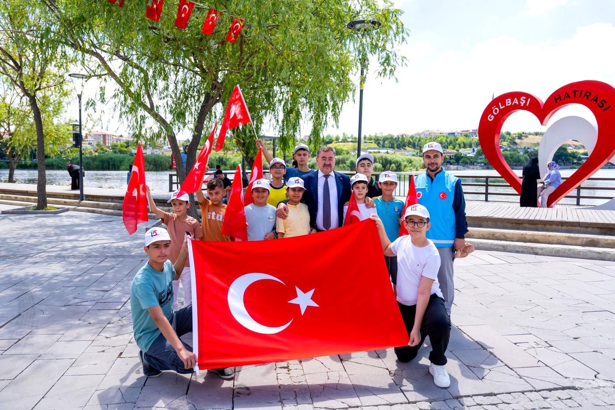 Gölbaşı\'nda 15 Temmuz Şehitleri Dualarla Anıldı