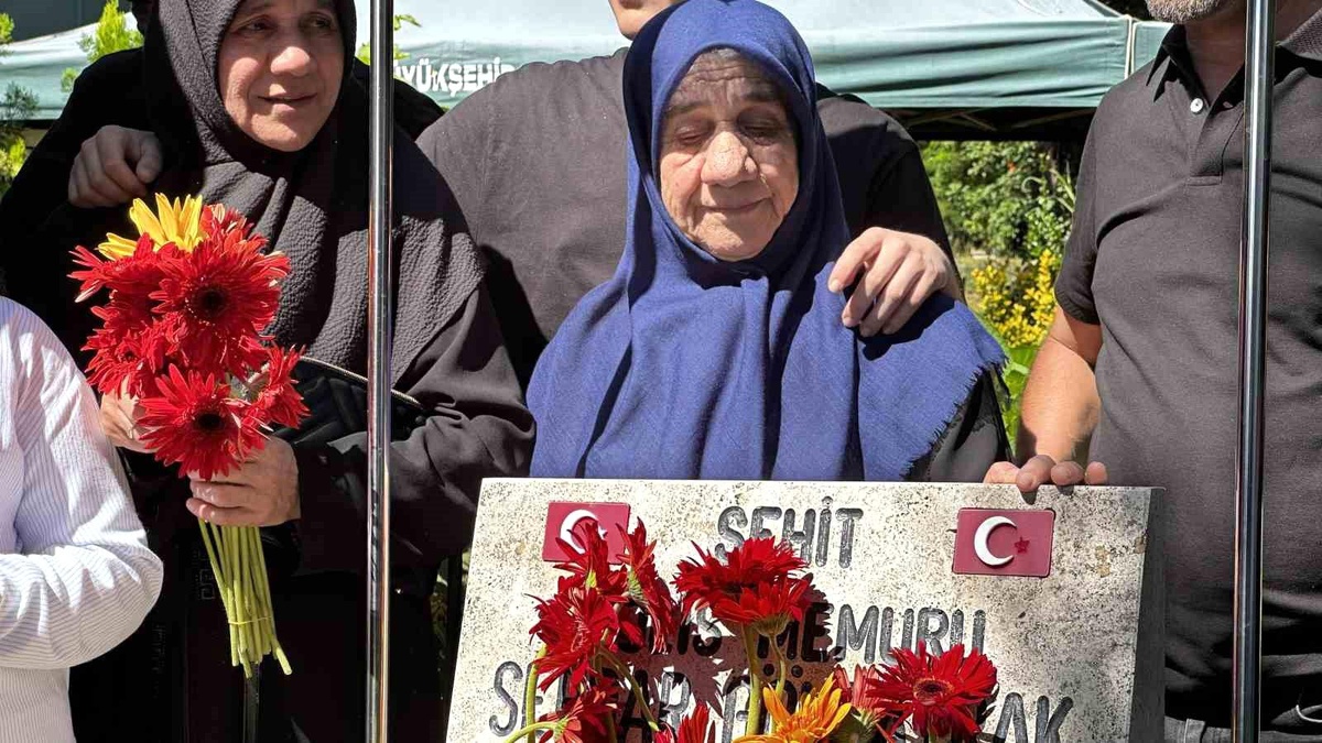 Şehit Polis Serdar Gökbayrak Sakarya\'da Anıldı