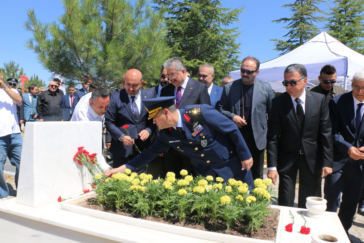 FETÖ darbe girişiminde şehit polis Fatih Dalgıç anıldı
