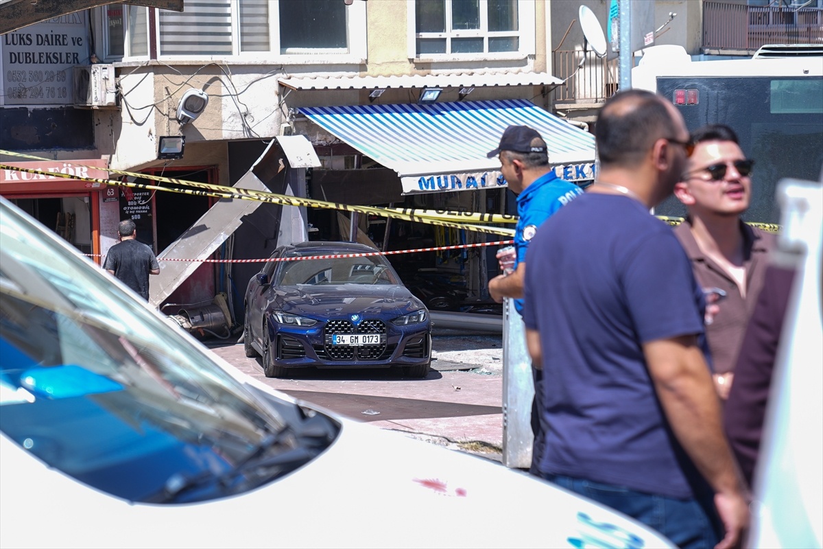 Mamak\'ta EGO Otobüsü Kaza Yaptı