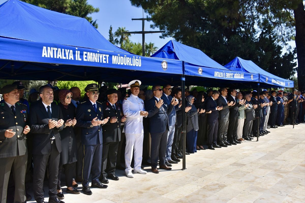 Antalya, Muğla ve Isparta’da 15 Temmuz şehitleri anıldı