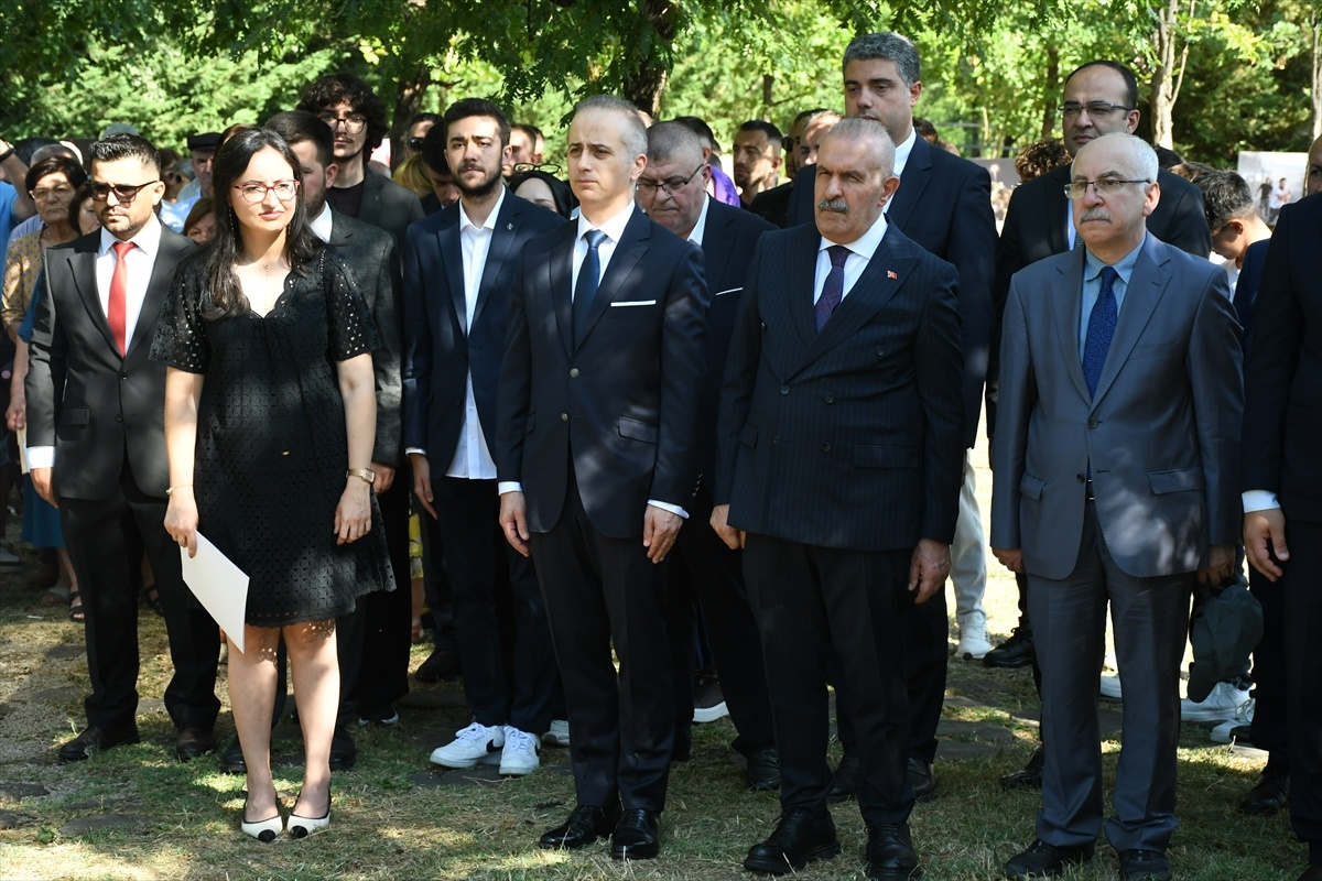 Tiran’da 15 Temmuz anma töreni ve panel
