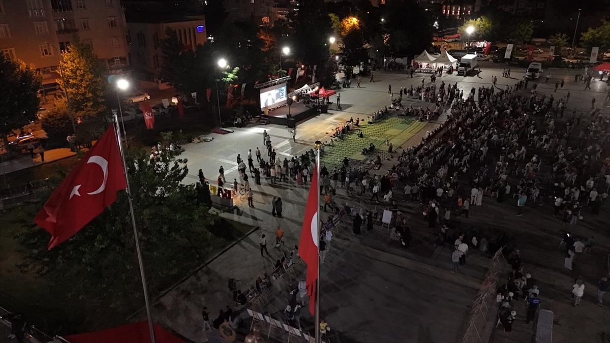 Bafra\'da 15 Temmuz Demokrasi Nöbeti