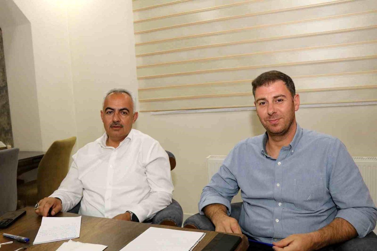 Başkan Çelebi basın mensuplarıyla bir araya geldi: Oltu\'nun geleceği masaya yatırıldı