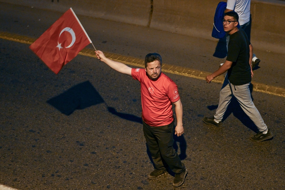 Ankara\'da 15 Temmuz Kortej Yürüyüşü