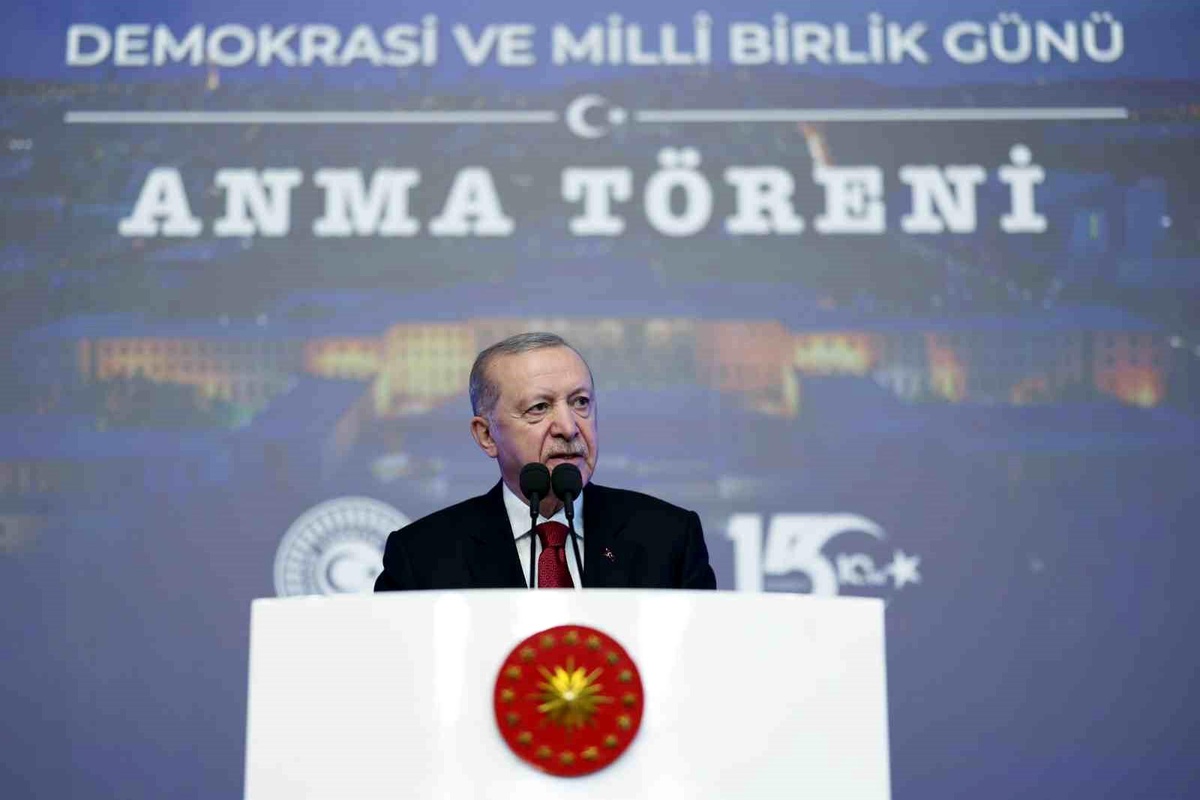 Erdoğan: FETÖ\'cüler Türkiye düşmanlarına hizmetkardır