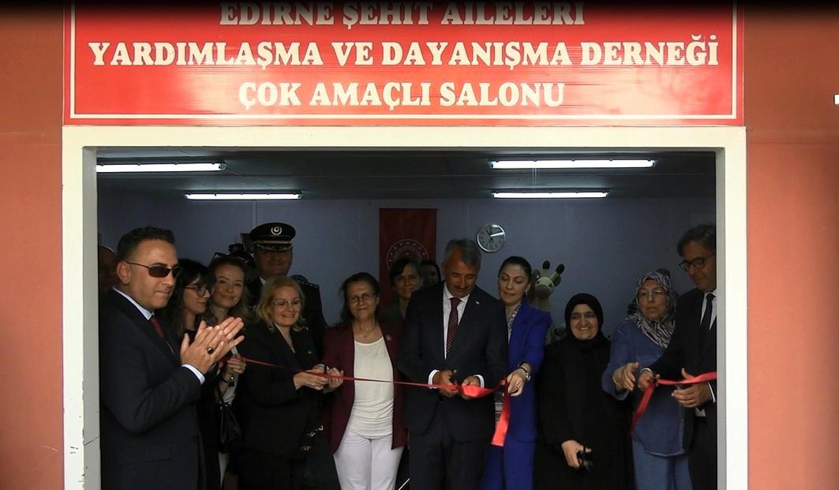 Edirne\'de şehit ailelerinin el emeği sergisi