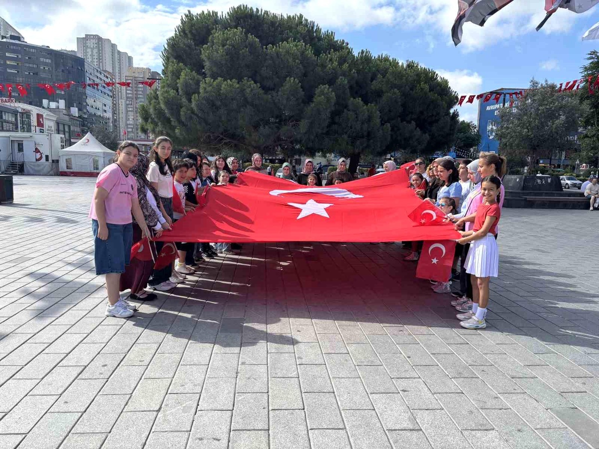 Esenyurt\'ta 15 Temmuz anma programı