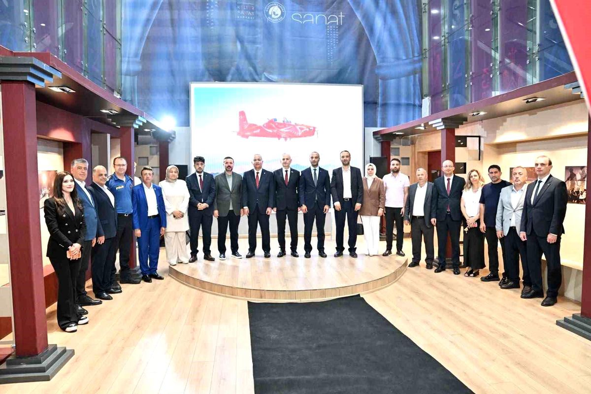 15 Temmuz\'un 10. Yılında Anlamlı Fotoğraf Sergisi