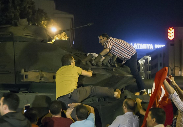 İrade de bizim zafer de! İstikbale yön veren gecenin 10. yılı
