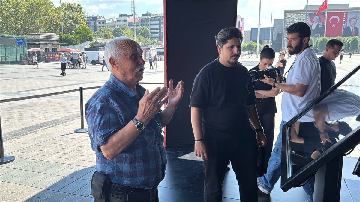 15 Temmuz\'un 10. yılında Taksim ve Üsküdar\'da anma etkinlikleri