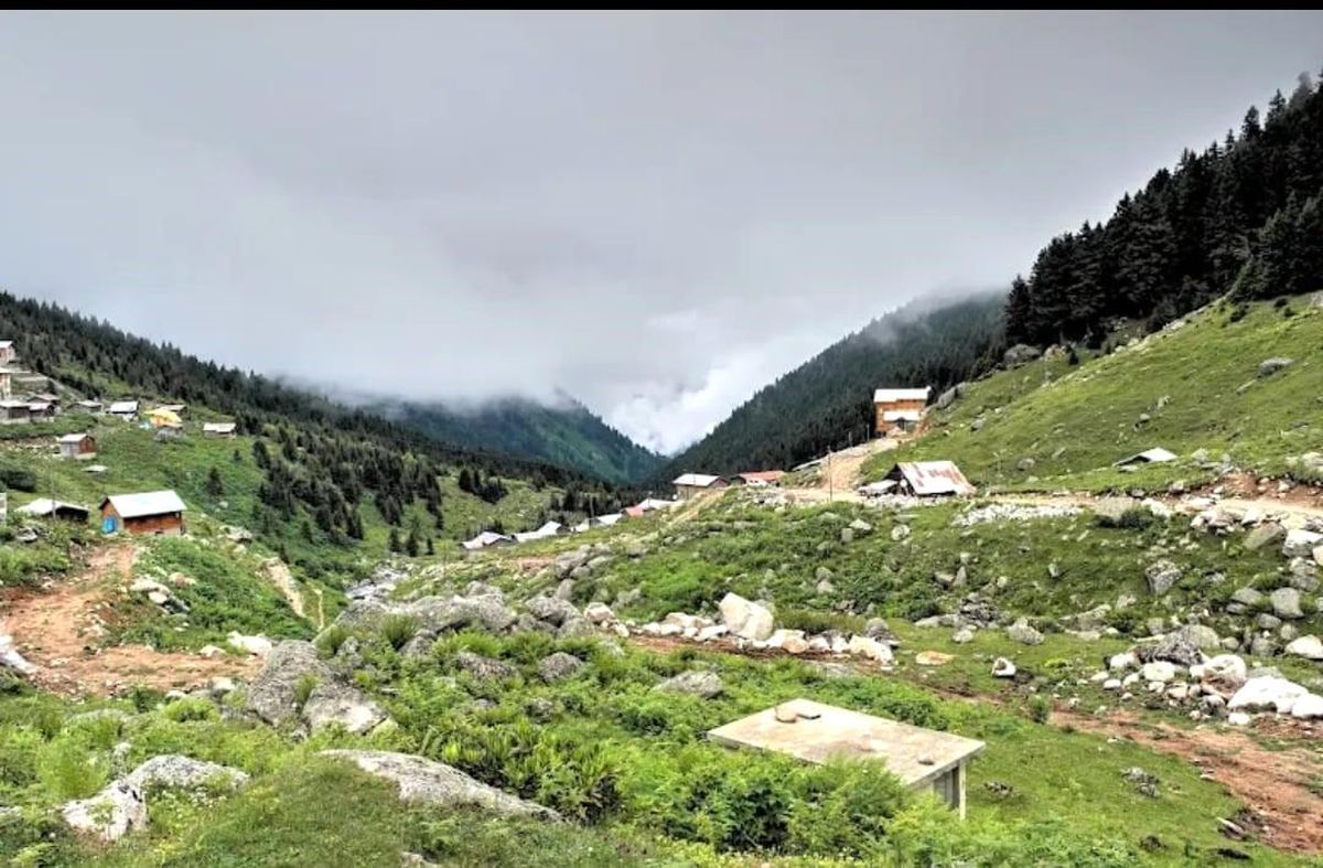 Rize\'de Kaybolan Rus Turistler Kurtarıldı