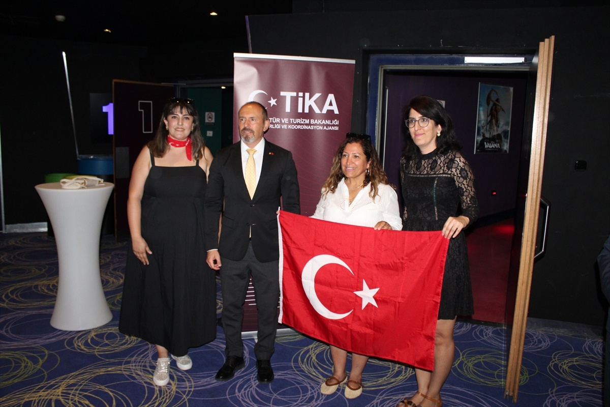 Bükreş\'te 15 Temmuz Demokrasi Şehitleri Anıldı