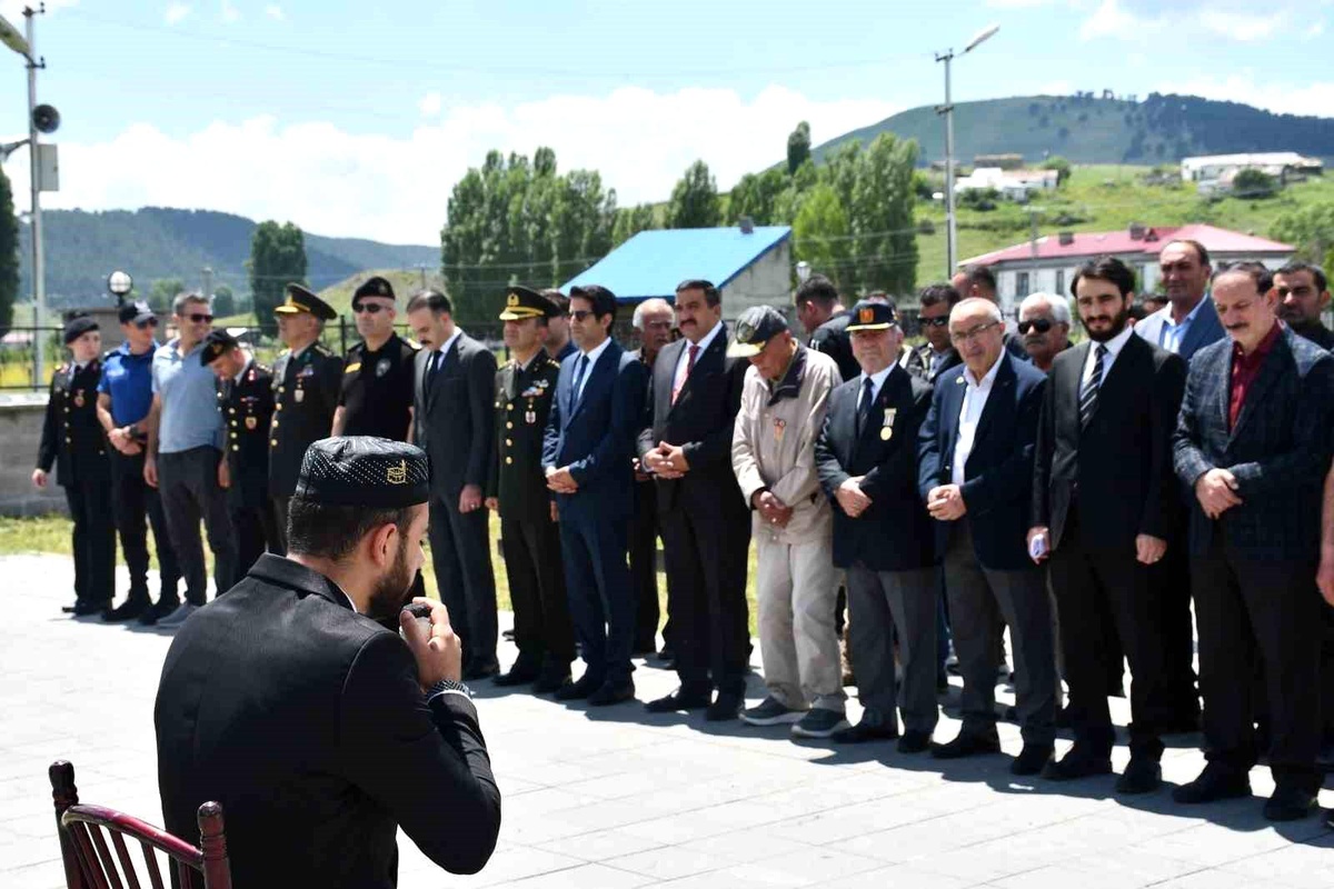 Sarıkamış\'ta 15 Temmuz\'un 10. yıl dönümü anıldı