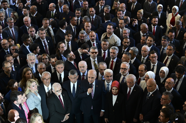 TBMM'de 15 Temmuz sergileri açıldı