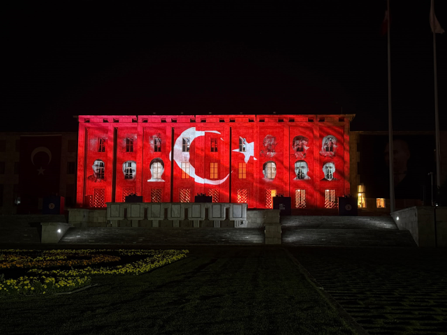 TBMM'de 15 Temmuz'a özel mapping gösterisi