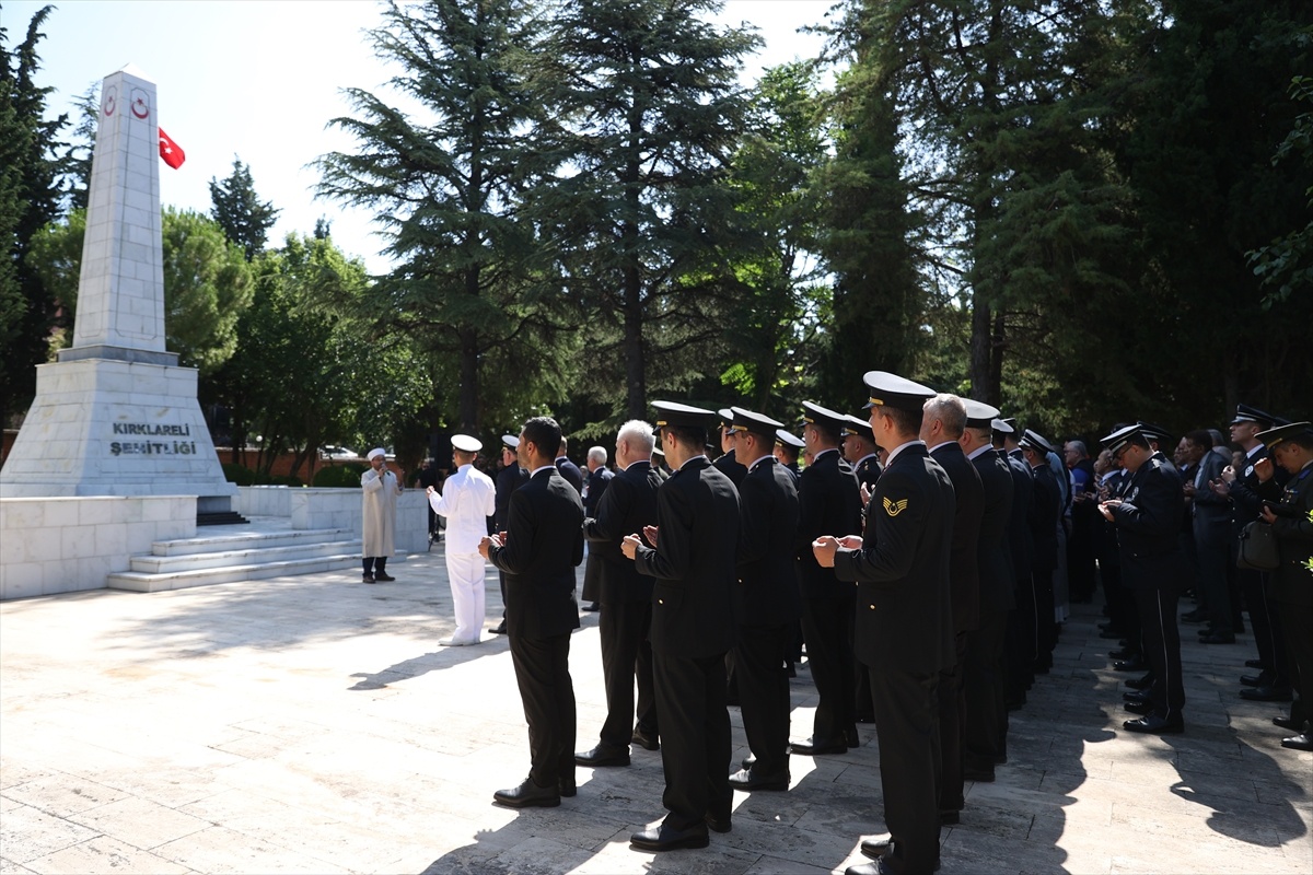 Edirne, Kırklareli ve Tekirdağ\'da 15 Temmuz şehitlik ziyaretleri