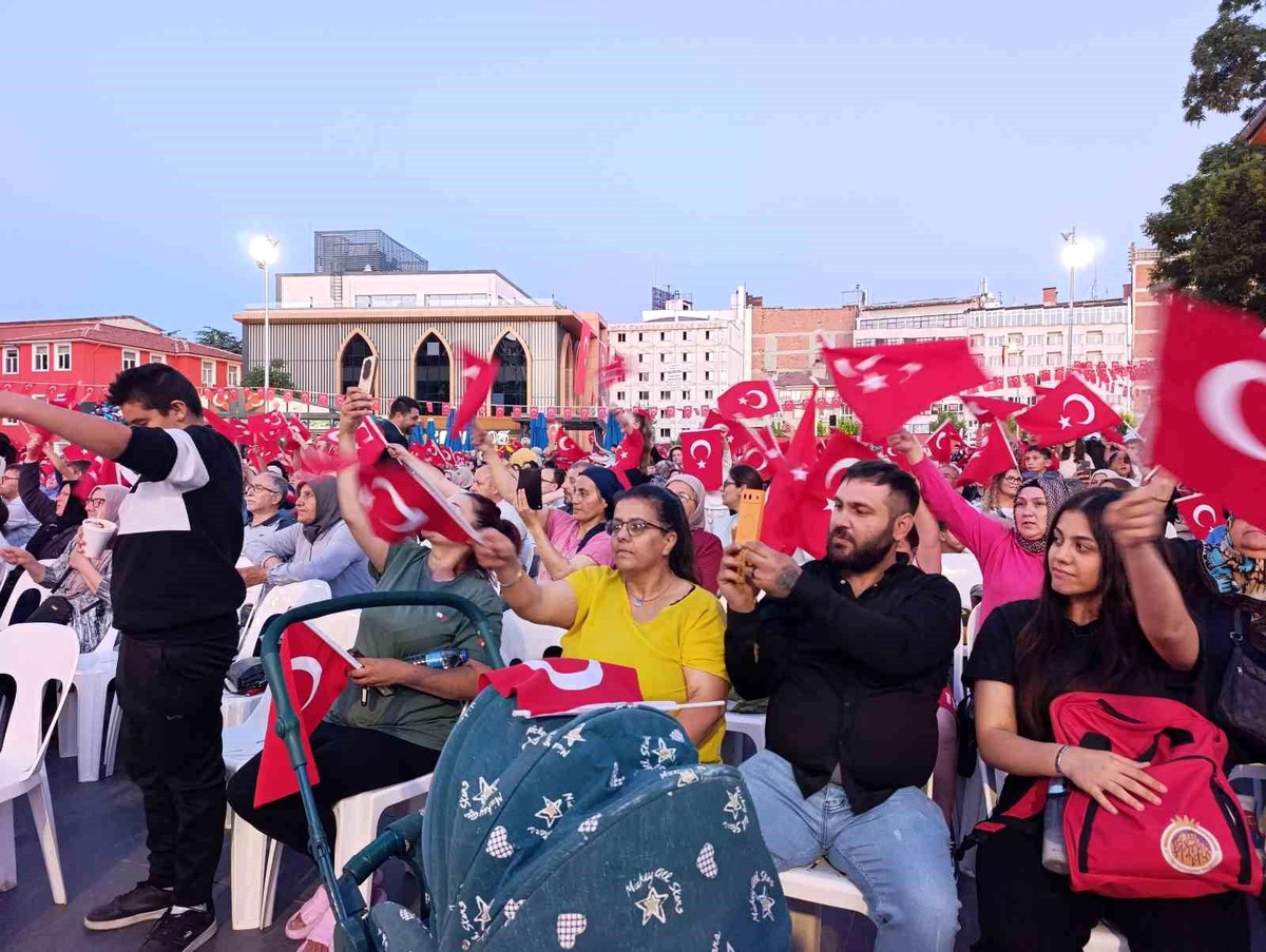 15 Temmuz\'un 10. yılında Afyonkarahisar\'da anma töreni