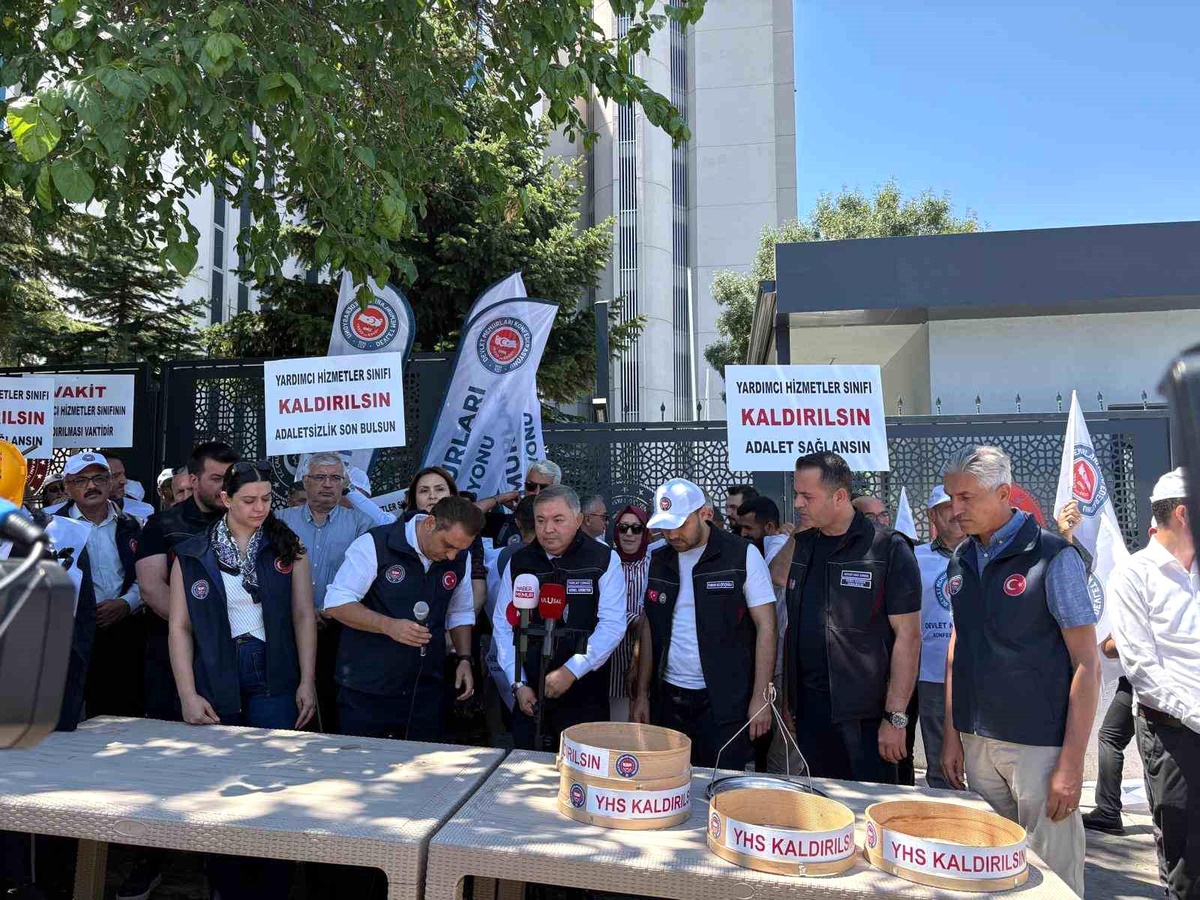 Yardımcı Hizmetler Sınıfı Üzerine Eylem