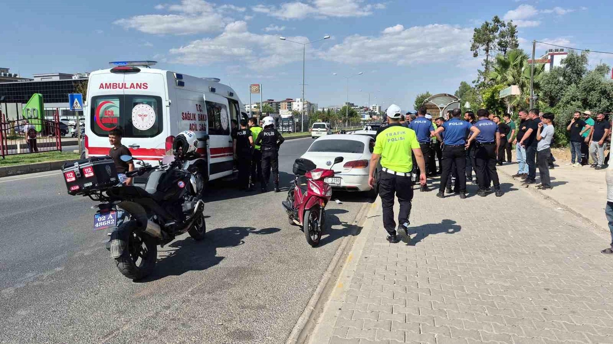 Adıyaman\'da Trafik Kazası: 3 Yaralı