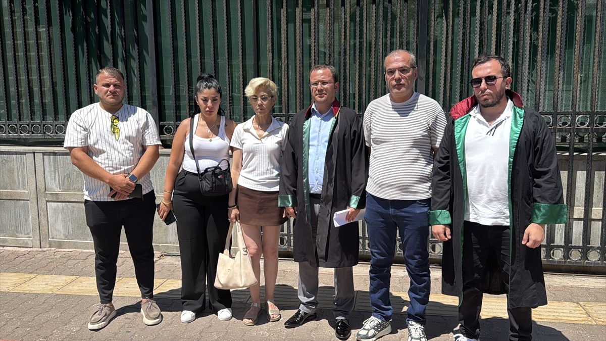 Antalya\'da Güvenlik Görevlisi Bıçakla Öldürüldü: İki Sanığa Cezalar Verildi