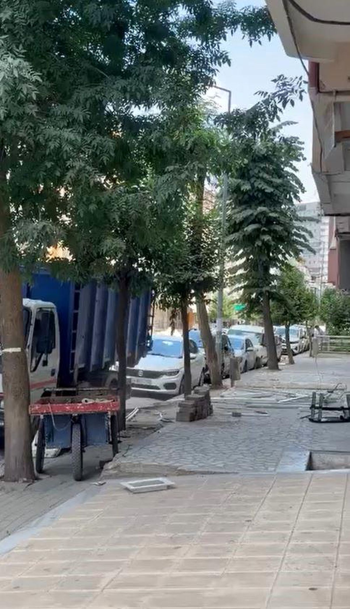 Avcılar\'da Kontrolsüz Moloz Atımı Tehlike Yarattı