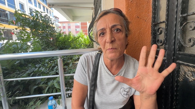 Avcılar'da kentsel dönüşüm isteyen daire sahibinden 14 saatlik oturma eylemi