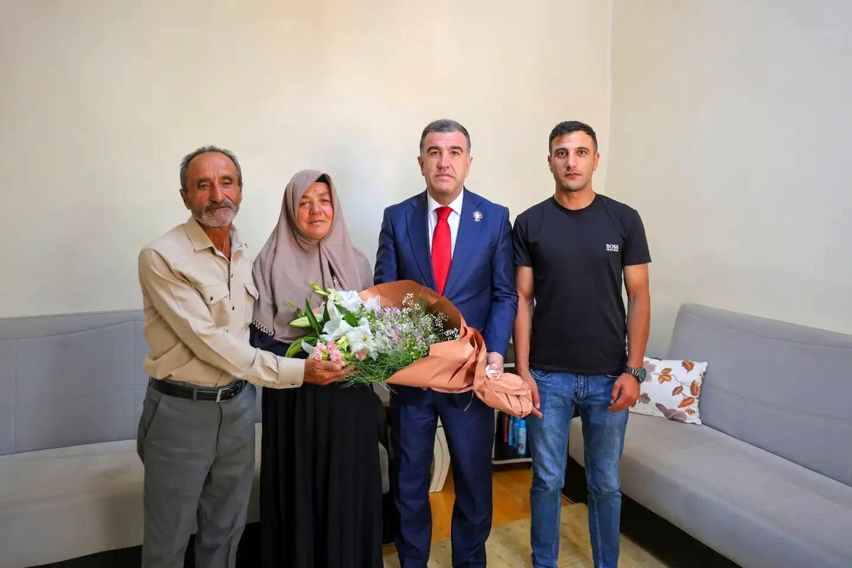 Vali Eldivan, 15 Temmuz Gazilerini Evlerinde Ziyaret Etti